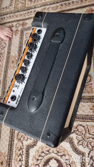 Гитарный комбоусилитель комбик