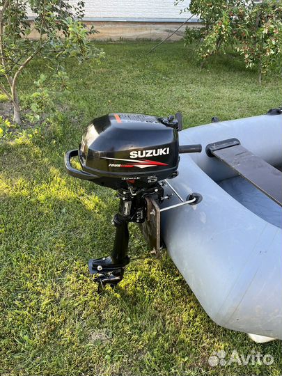 Лодка Hunter 280