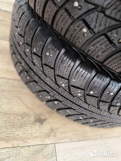 Gislaved Nord Frost 5 215/65 R16
