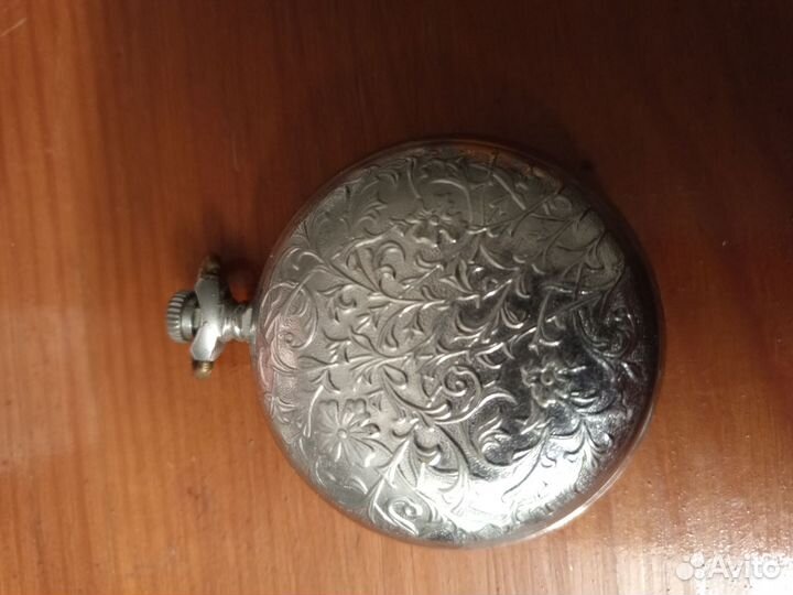 Часы карманные молния