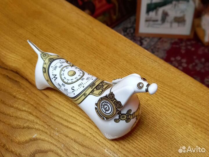 Форфоровая собака