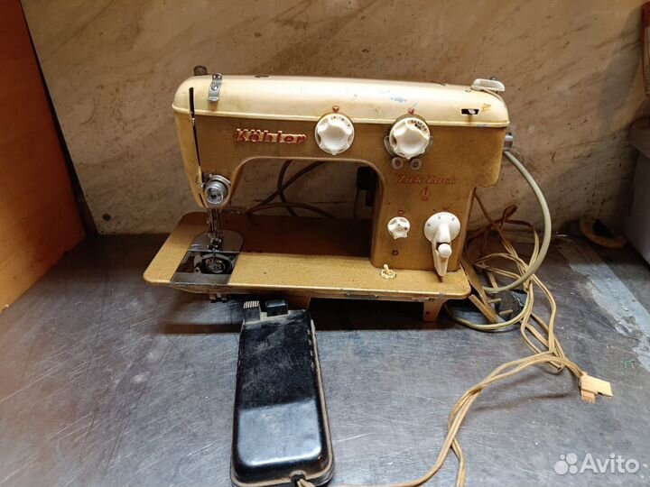 Швейная машина Kohler zick zack