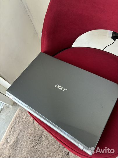 Acer V3 amd A10/8 gb/нов акб