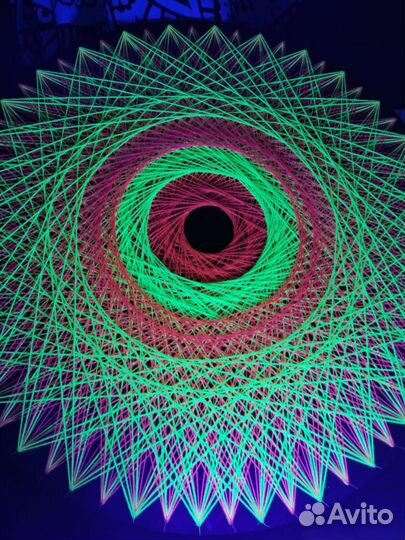 Мандала Стринг арт Светится в ультрафиолете