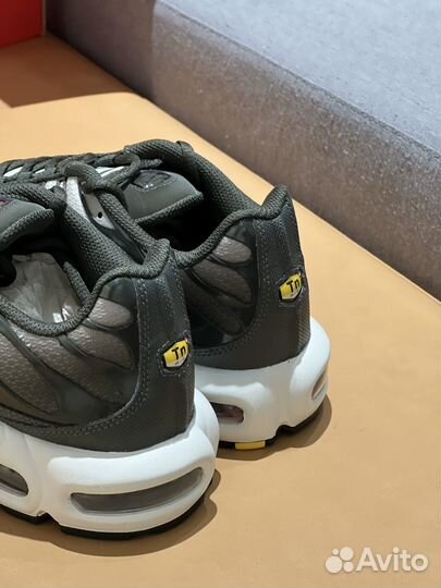 Кроссовки nike air max plus