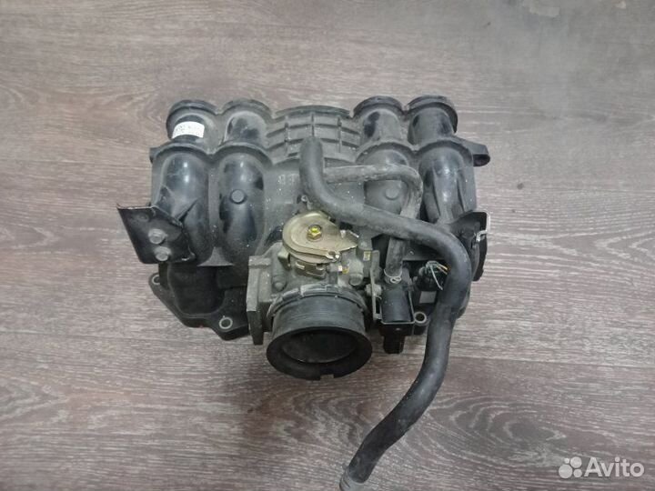Коллектор впускной Honda Stream RN2 D17A2 2004