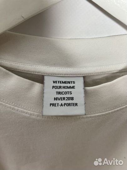 Футболка Vetements