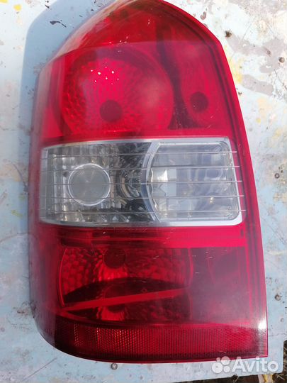 Фонарь задний левый hyundai tucson