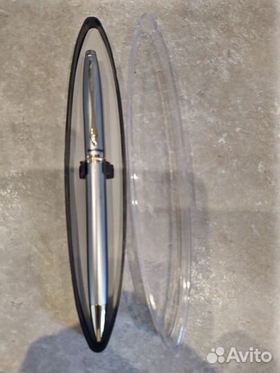 Ручка шариковая подарочная