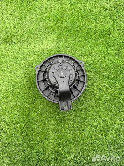 Моторчик печки Hyundai solaris kia rio 3