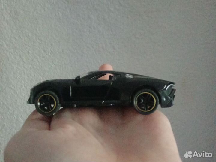 Машинка бугати