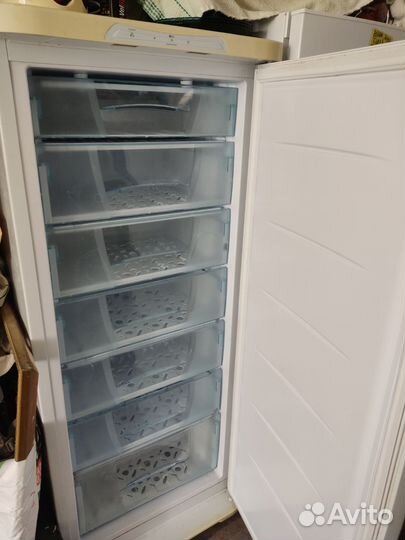 Морозильная камера бирюса