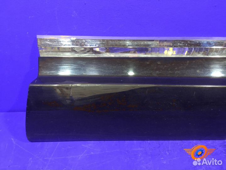 Молдинг на дверь передний правый Volkswagen