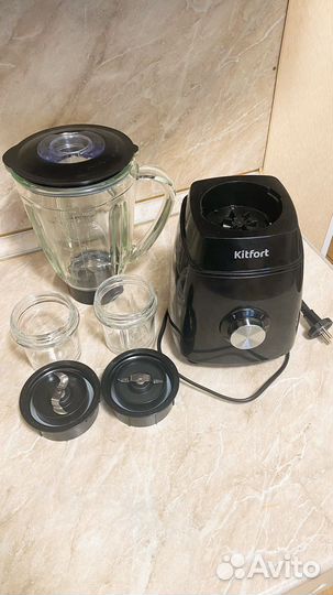 Блендер 3 в 1 Kitfort KT-3029 черный