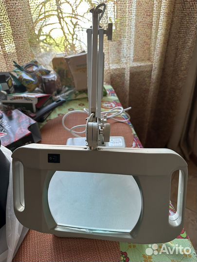 Лампа лупа настольная