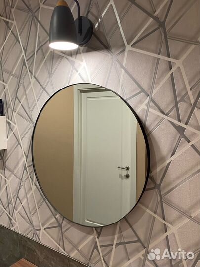 Зеркало настенное круглое в раме 80 см