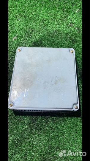 Блок управления двигателем Mazda Millenia