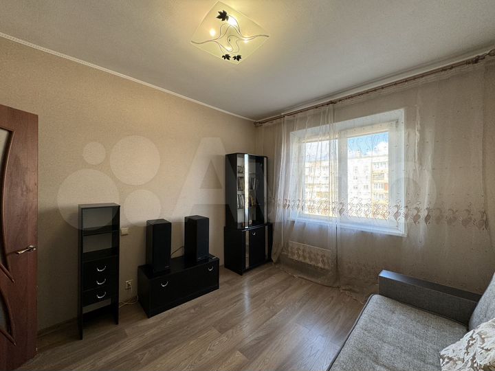 2-к. квартира, 51 м², 8/10 эт.