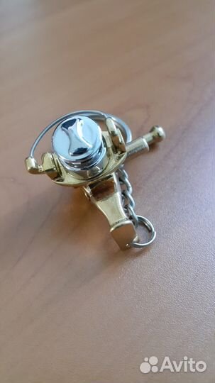 Брелок - рыболовная катушка