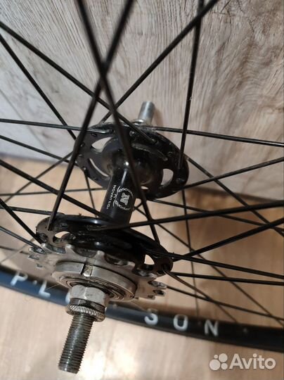 Заднее колесо H plus son на фикс