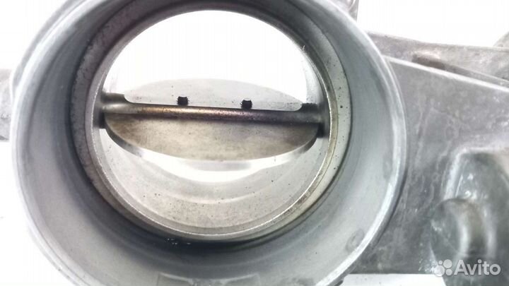 Дроссельная заслонка правая Volkswagen Toureg 1