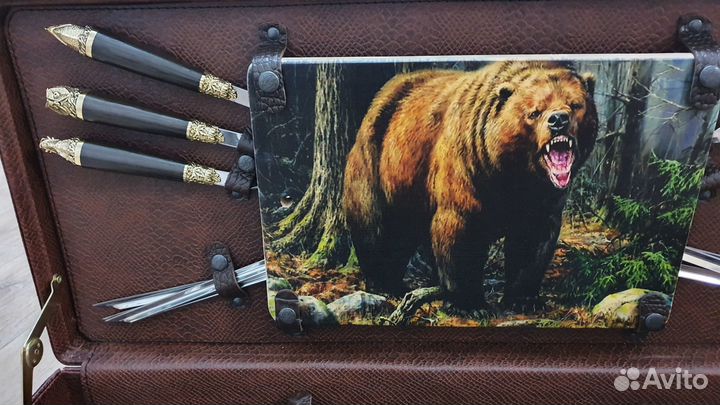 Подарочный набор для пикника в кейсе #5