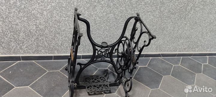 Станина от швейной машинки дюркопп