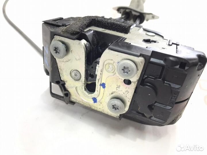 Замок двери передний левый Nissan Qashqai (J10) 2