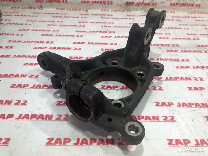 Кулак поворотный передний правый Subaru Outback BS