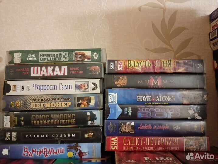 Видеокассеты