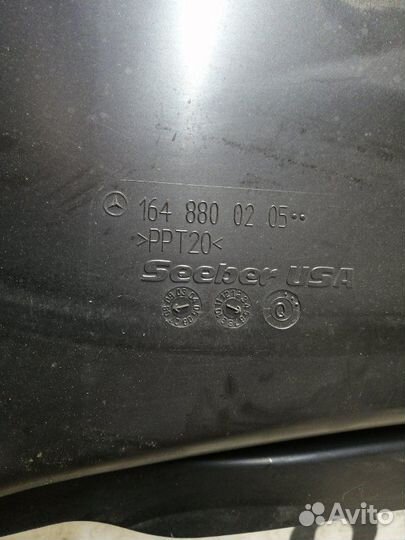 Водосток капота Mercedes Gl X164