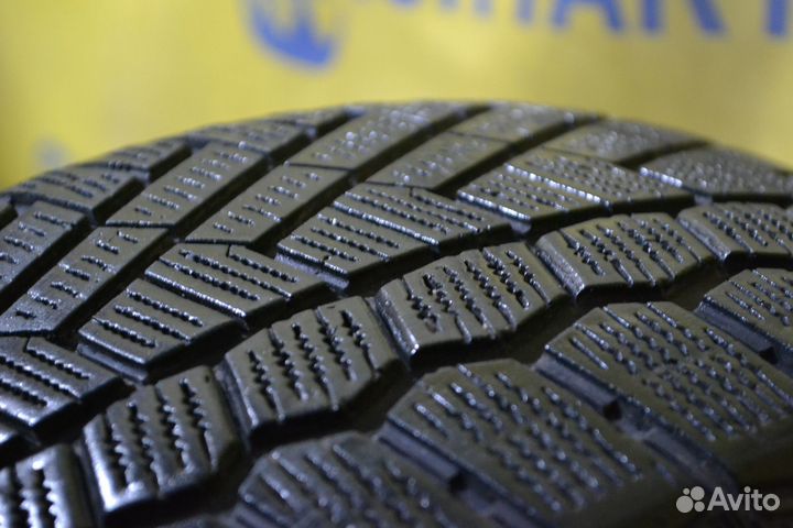 Continental ContiVikingContact 5 215/55 R17