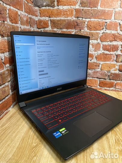 Ноутбук MSI katana GF66