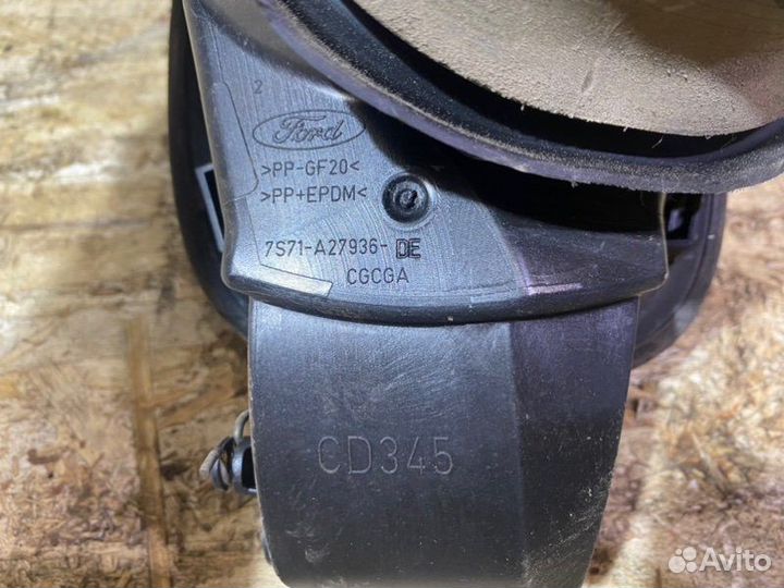 Лючок бензобака Ford Mondeo лифтбек tnba 2011