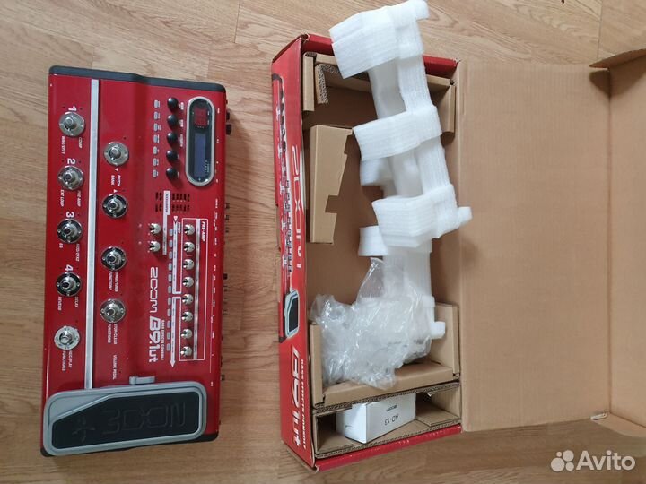 Процессор для бас-гитары zoom Bass B9.1ut