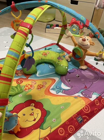 Развивающий коврик tiny love «остров поющей обезья