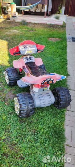Детский квадроцикл на аккумуляторе