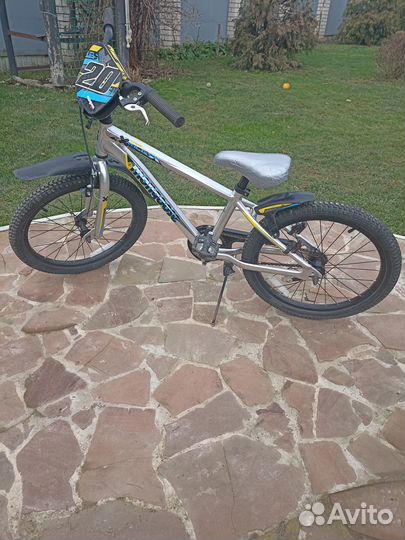 Подростковый велосипед Mongoose 20 racer X