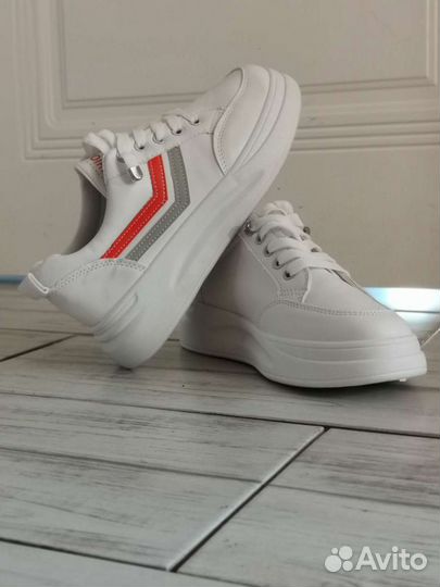 Кроссовки, кеды