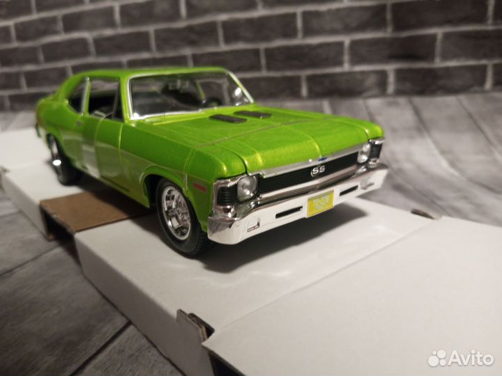 Модель машины 1:24 maisto Chevrolet Nova SS 1970