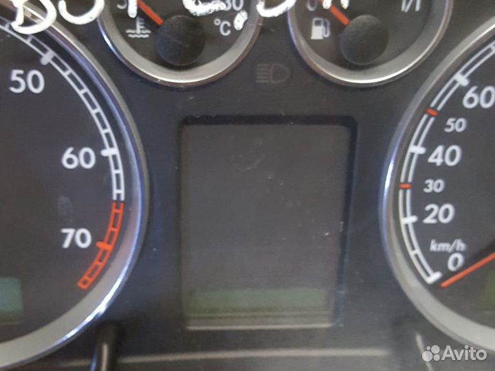 Щиток приборов Фольксваген Пассат Б5+ 2,3 авт