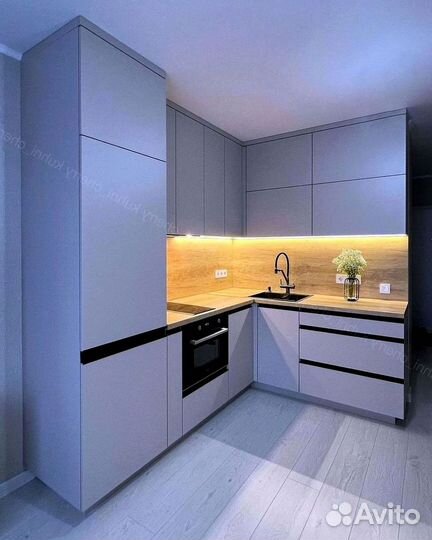 Кухня на заказ / Кухонный гарнитур