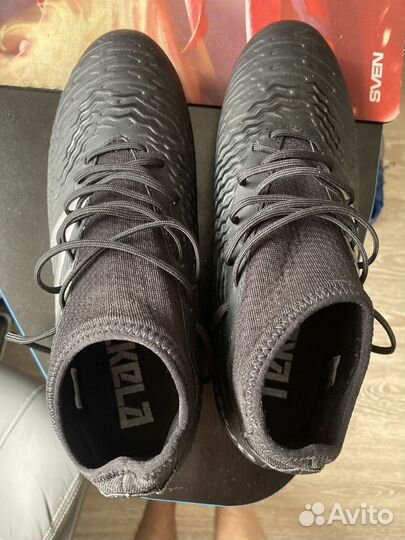 Бутсы new balance