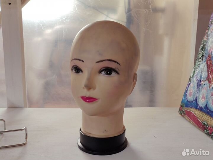 Манекен голова для шапок