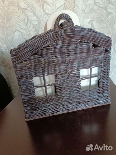 Домик для туалетной бумаги