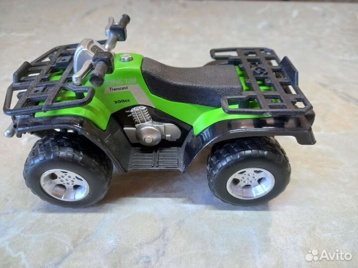 Модель квадроцикла