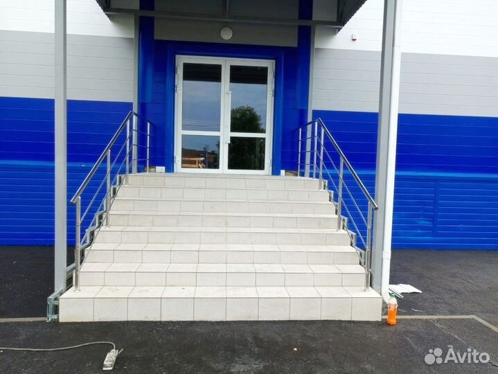 Ограждения, перила лестниц