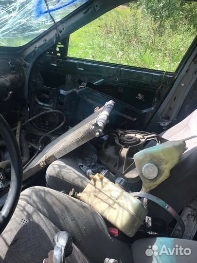 В разборе Лада Приора