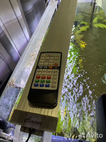 Свет лампа для аквариума и автокормушка тетра