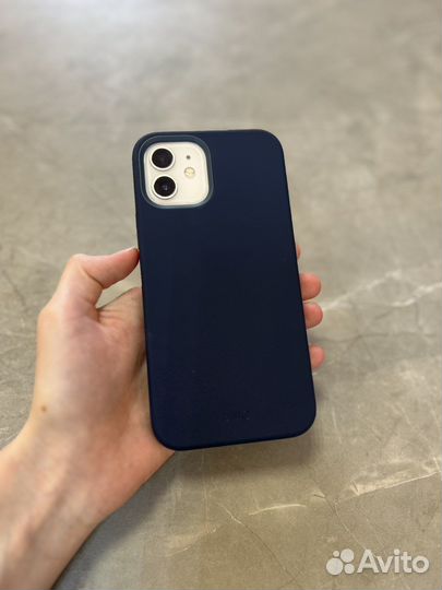 Чехлы uniq lino для iPhone